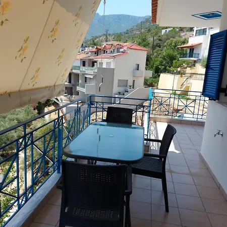 Apartment Matina Tiros
