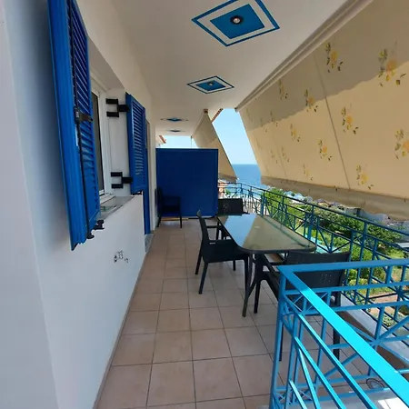 Matina Apartment Tirós