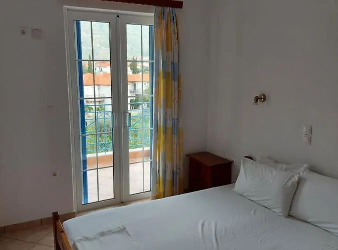 Matina Appartement Tirós