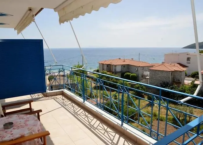 Matina Apartament Tirós